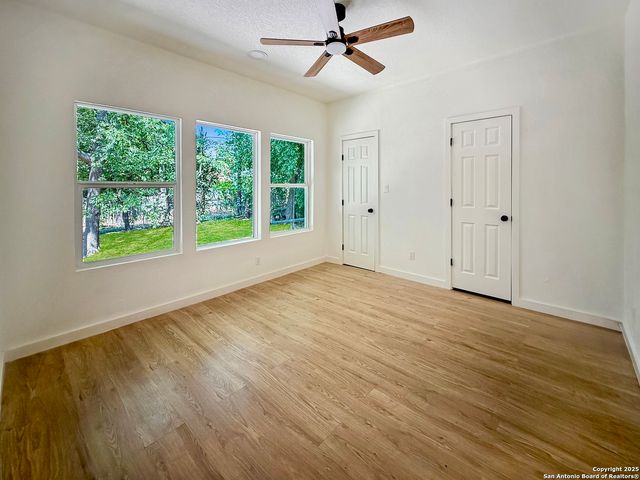 419 W Huisache, San Antonio, TX 78212