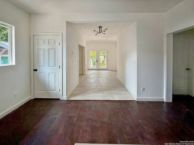 419 W Huisache, San Antonio, TX 78212