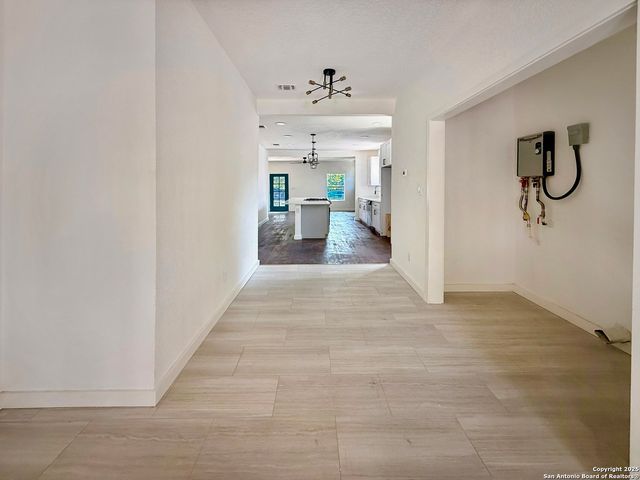 419 W Huisache, San Antonio, TX 78212