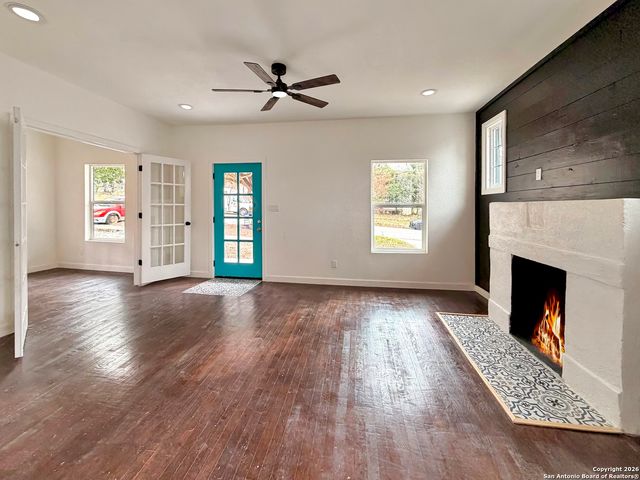 419 W Huisache, San Antonio, TX 78212