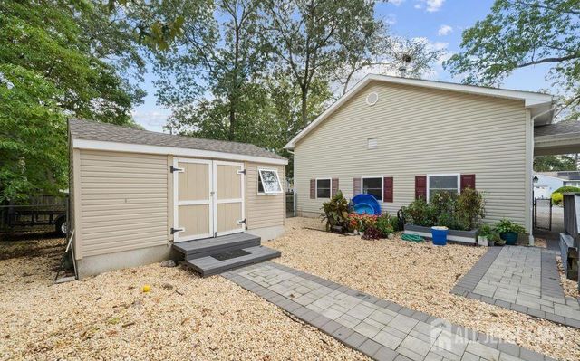 303 Chestnut Drive, Lacey, NJ 08734