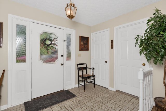 8861 Valley Circle Drive, Florence, KY 41042