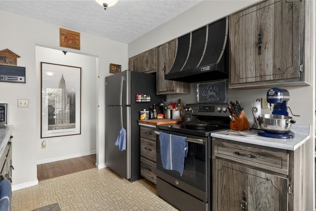 8861 Valley Circle Drive, Florence, KY 41042