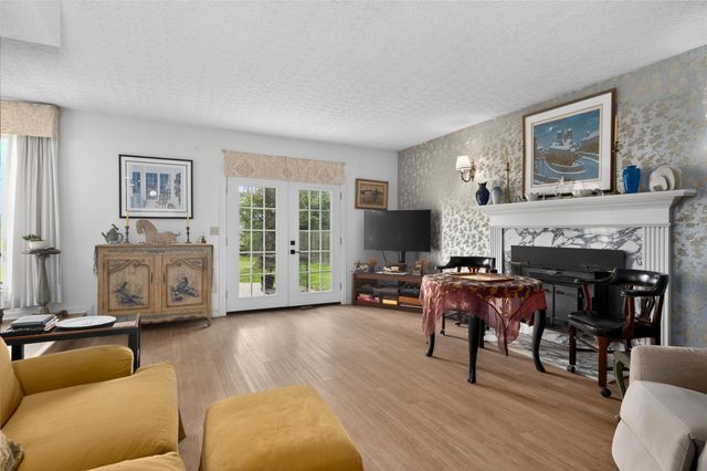 8861 Valley Circle Drive, Florence, KY 41042