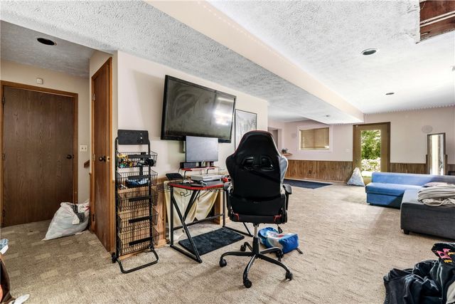 6006 Lynnaway Drive, Dayton, OH 45415