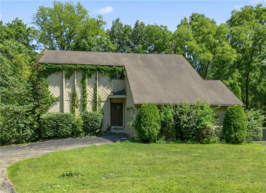 6006 Lynnaway Drive, Dayton, OH 45415