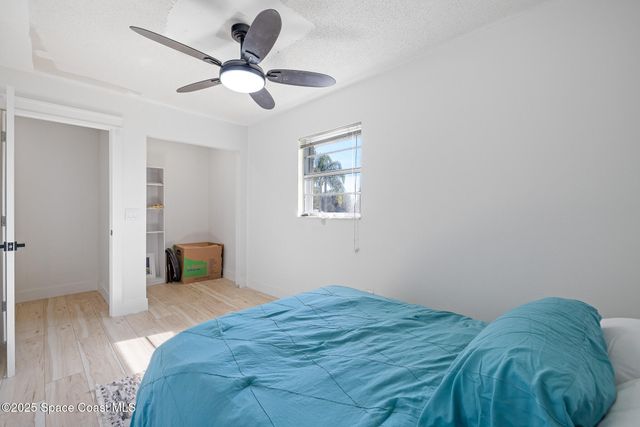 1274 Cimarron Circle NE, Palm Bay, FL 32905