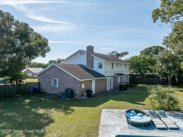 1274 Cimarron Circle NE, Palm Bay, FL 32905