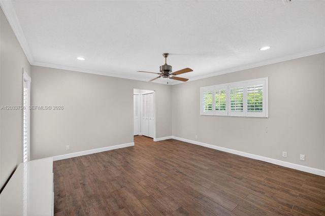 313 SE 6th St, Dania Beach, FL 33004