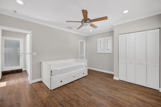 313 SE 6th St, Dania Beach, FL 33004
