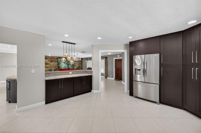 313 SE 6th St, Dania Beach, FL 33004