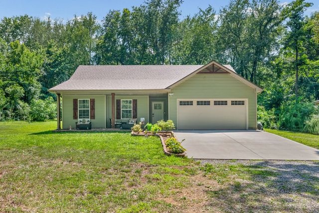 1691 Hugh Hunter Rd, Oak Grove, KY 42262
