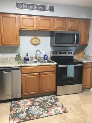 555 N DuPont Ave Apt D94, Madison, TN 37115