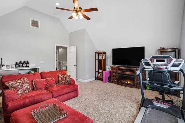 2397 Davidson Graveyard Rd, Clarksville, TN 37043