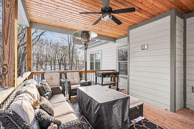 2397 Davidson Graveyard Rd, Clarksville, TN 37043