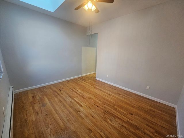 202-15 Hollis Avenue R, Saint Albans, NY 11412