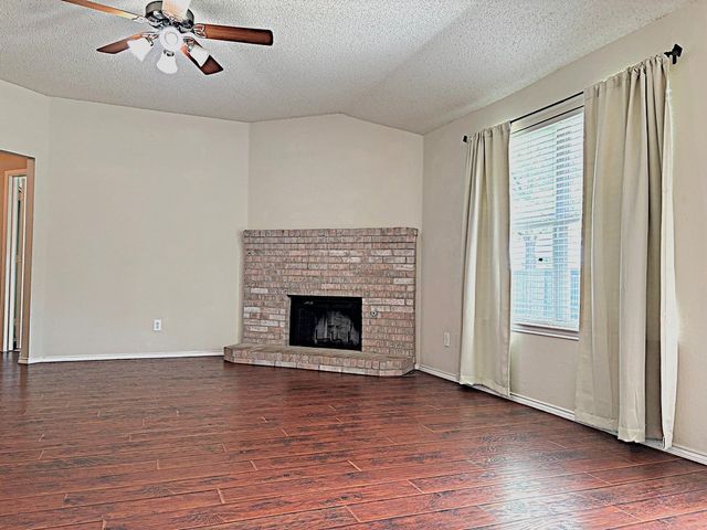 9805 Nixon Drive, Mckinney, TX 75072