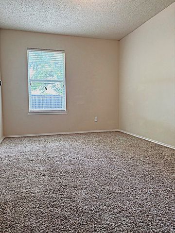 9805 Nixon Drive, Mckinney, TX 75072