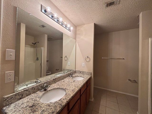 9805 Nixon Drive, Mckinney, TX 75072