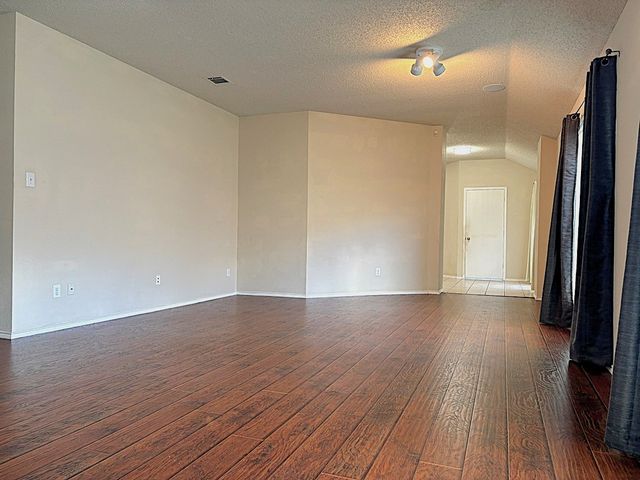 9805 Nixon Drive, Mckinney, TX 75072