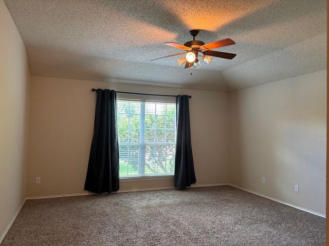 9805 Nixon Drive, Mckinney, TX 75072