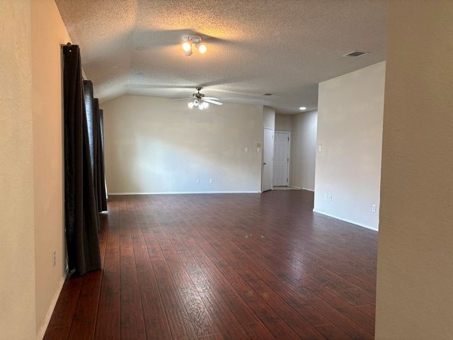 9805 Nixon Drive, Mckinney, TX 75072