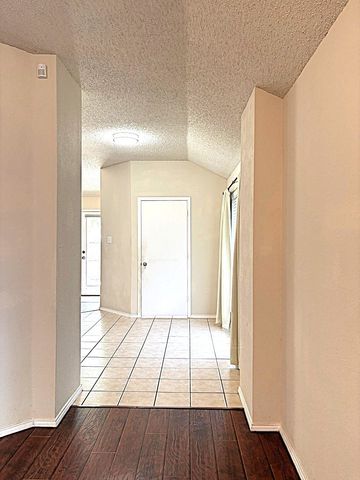 9805 Nixon Drive, Mckinney, TX 75072