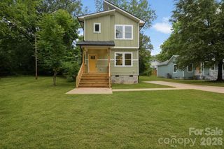 1324 Old Charlotte Road, Statesville, NC 28677