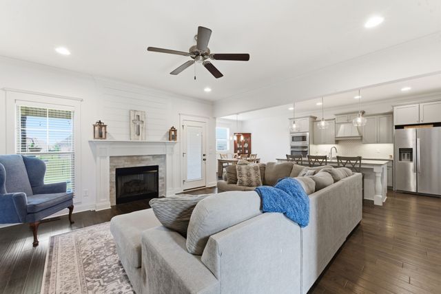 4025 Merryman Ln, Murfreesboro, TN 37127