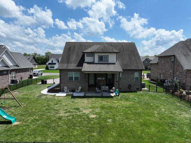 4025 Merryman Ln, Murfreesboro, TN 37127