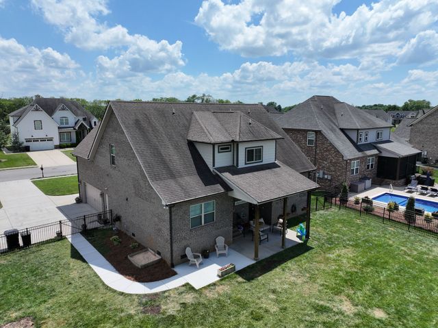 4025 Merryman Ln, Murfreesboro, TN 37127
