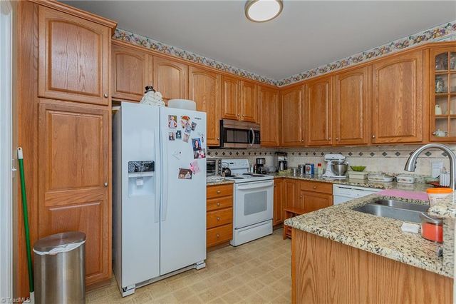 1600 Armistead Drive, Kernersville, NC 27284
