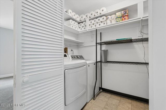 70 Oak Lane, Eatontown, NJ 07724