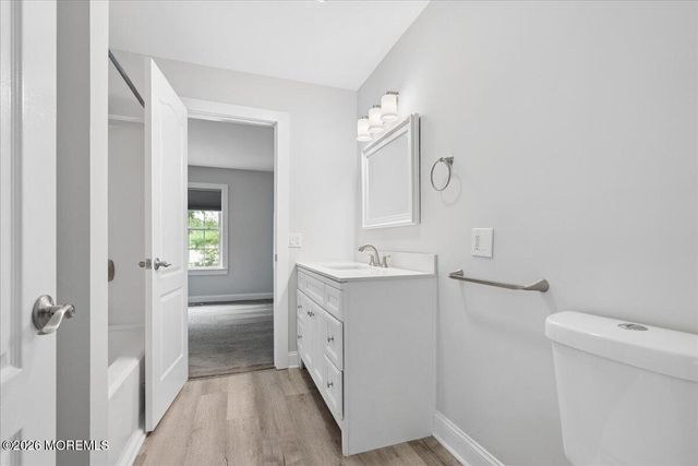 70 Oak Lane, Eatontown, NJ 07724