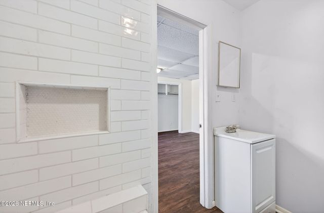 7014 CHRISTOPHER ROBIN Drive, Jacksonville, FL 32210