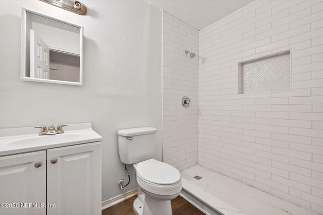 7014 CHRISTOPHER ROBIN Drive, Jacksonville, FL 32210