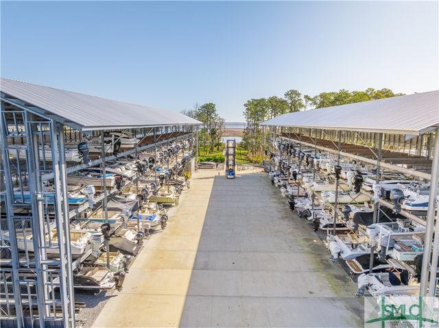 285 Monterey Loop, Richmond Hill, GA 31324