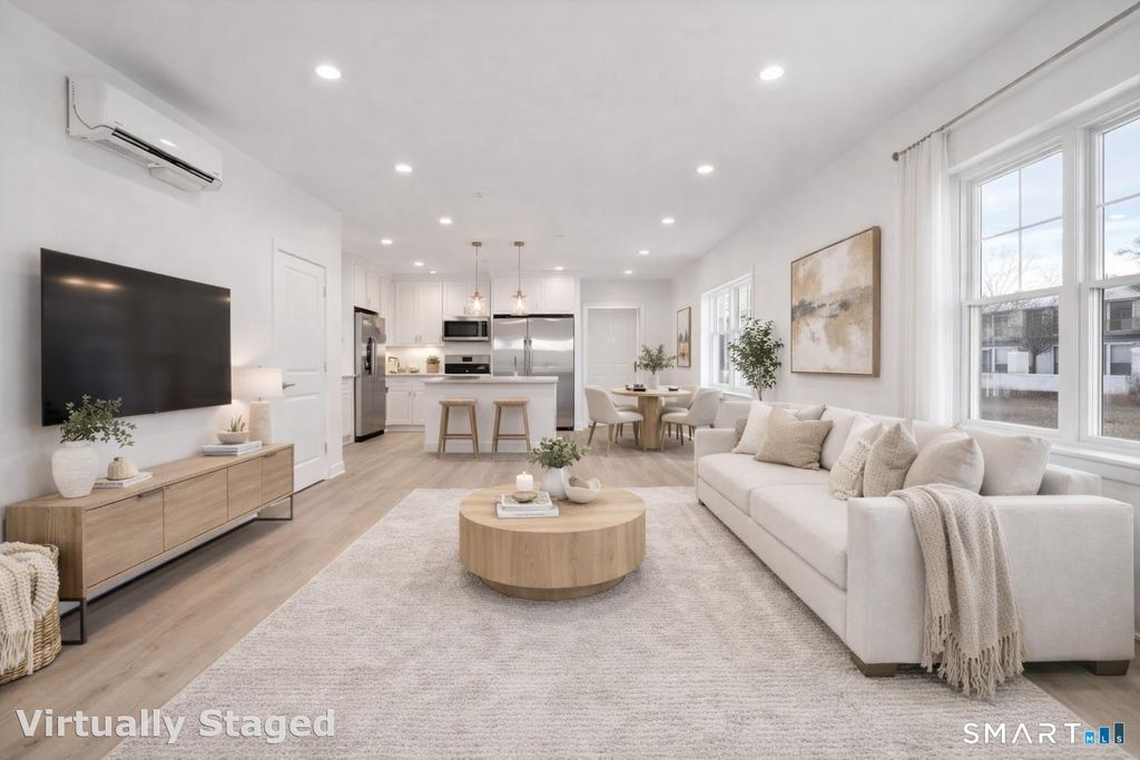 27 Village Road B, Milford, CT 06460