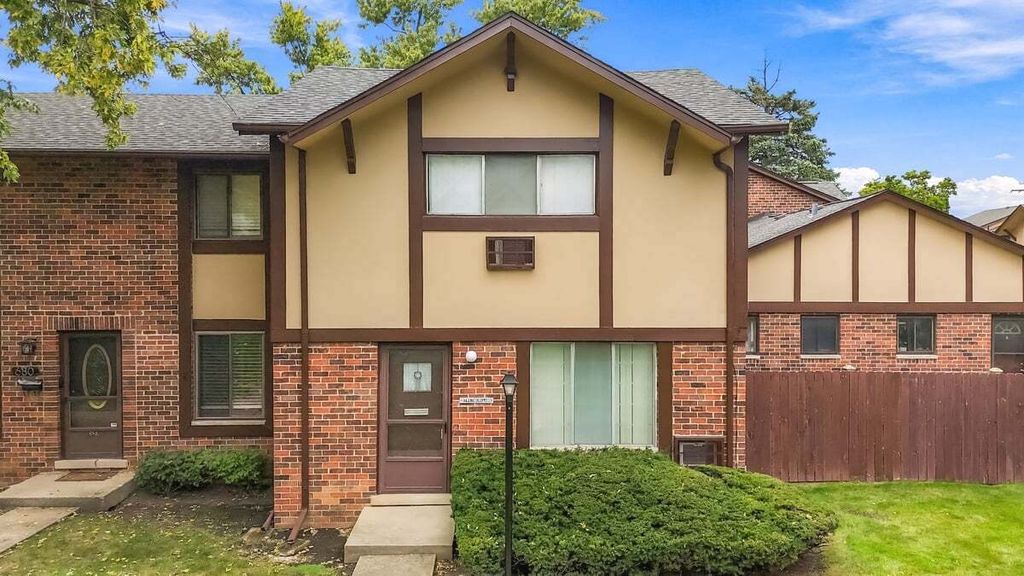 17W678 Kirkland Lane, Villa Park, IL 60181 — exterior