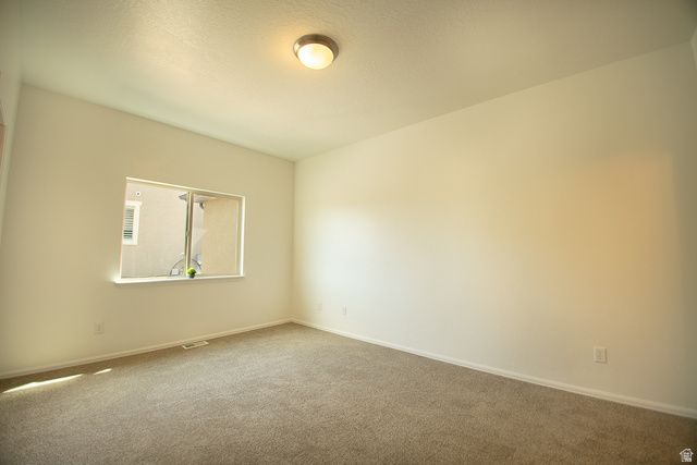 3365 N FALCON WAY, Layton, UT 84040