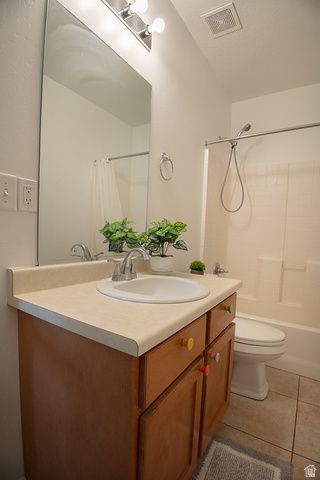 3365 N FALCON WAY, Layton, UT 84040