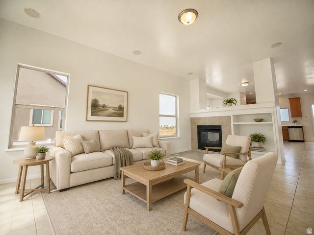 3365 N FALCON WAY, Layton, UT 84040