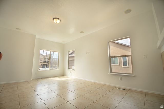 3365 N FALCON WAY, Layton, UT 84040