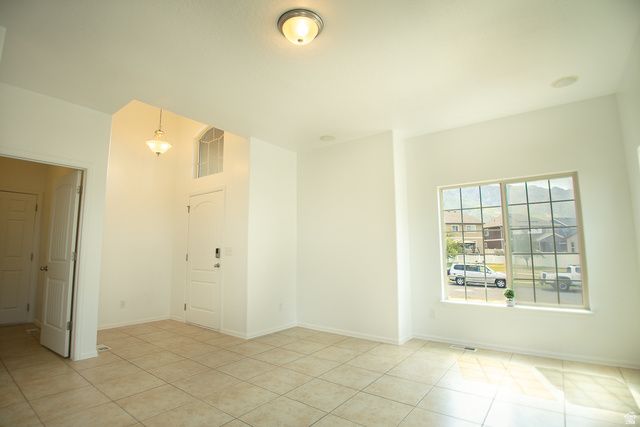 3365 N FALCON WAY, Layton, UT 84040