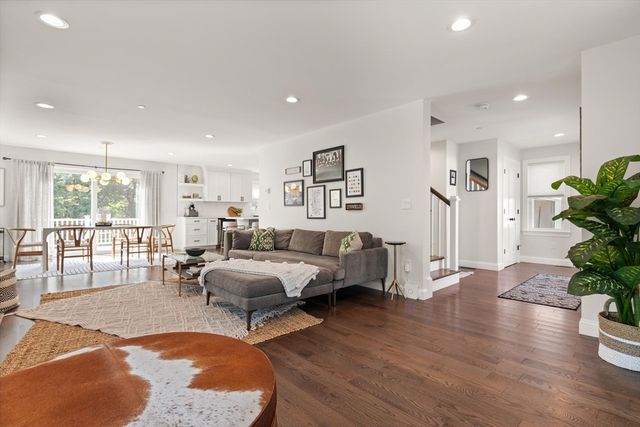 3 S Ridge Circle, Salem, MA 01970
