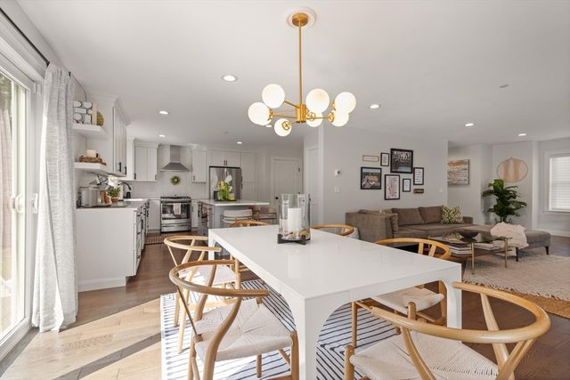 3 S Ridge Circle, Salem, MA 01970