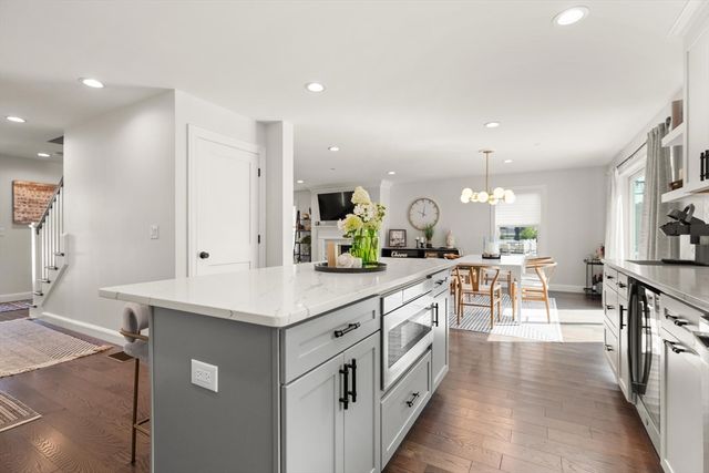 3 S Ridge Circle, Salem, MA 01970