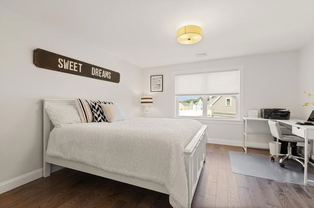 3 S Ridge Circle, Salem, MA 01970