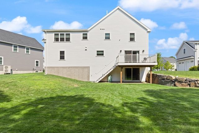 3 S Ridge Circle, Salem, MA 01970