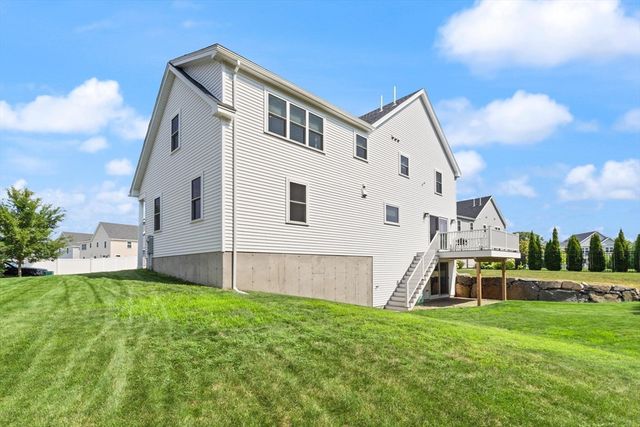 3 S Ridge Circle, Salem, MA 01970